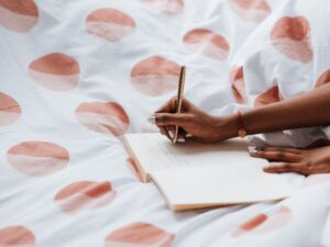 Therapeutisches Schreiben: klärend für den Kopf, heilsam für die Seele